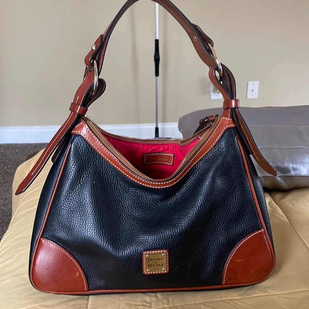 Dooney & Bourke Shoulder Bag